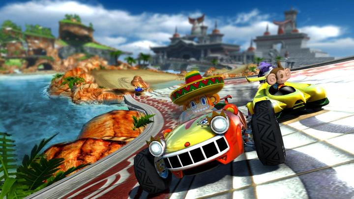 Actual product image Sega Sonic & All Star Racing (Xbox 360, EN)