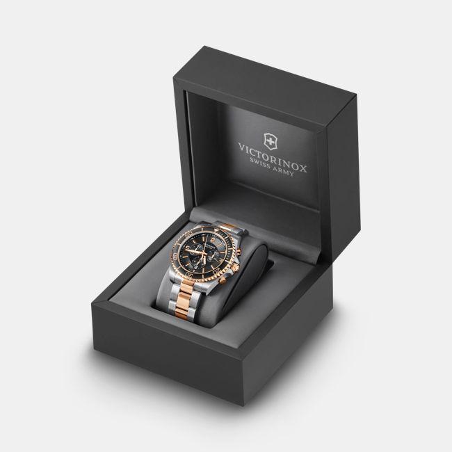 Actual product image Victorinox Maverick Chrono 43, 5N 2T, BLK dial, 5N 2T SST br (Chronograph, Diving watch, 43 mm)