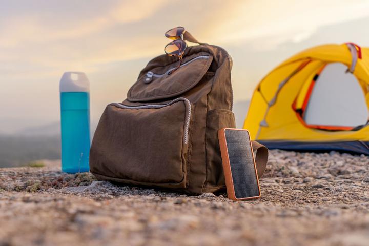 Immagine prodotto Cellularline Solar Power Bank (10000 mAh, 20 W, 37 Wh)