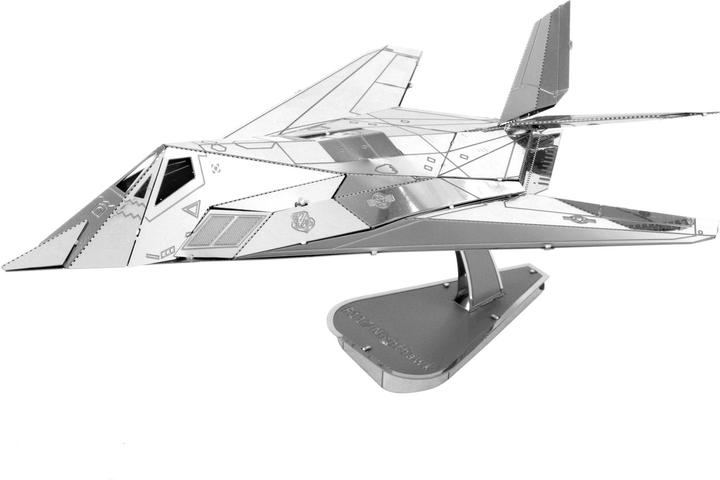 Produktbild Metal Earth F-117 Nighthawk