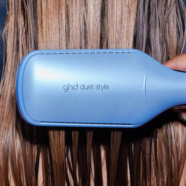 Produktbild ghd Iced Luxe Collection - Duet Style Limited Edition - 2-in-1 Hot Air Styler In Icy Blue (Glätteisen)
