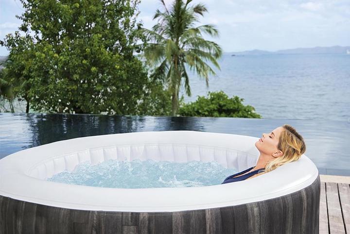 Actual product image Bestway Lay-Z-Spa Bahamas (4 pers.)