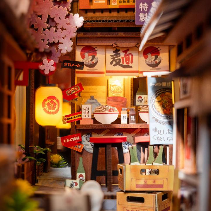 Image du produit Robotime Bausatz Sakura's Weinstrasse, Modell Art: Book Nook
