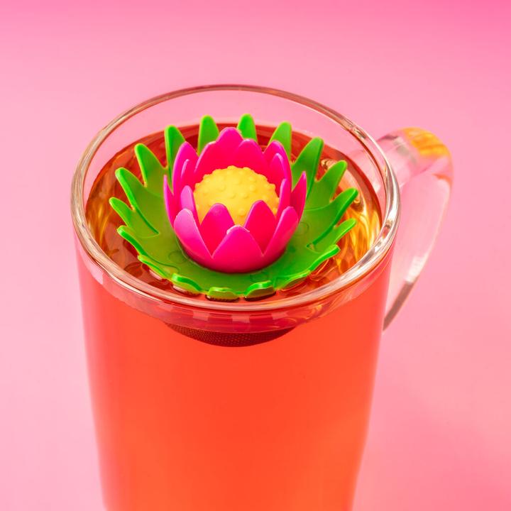 Produktbild Kikkerland Lotus Tea Infuser