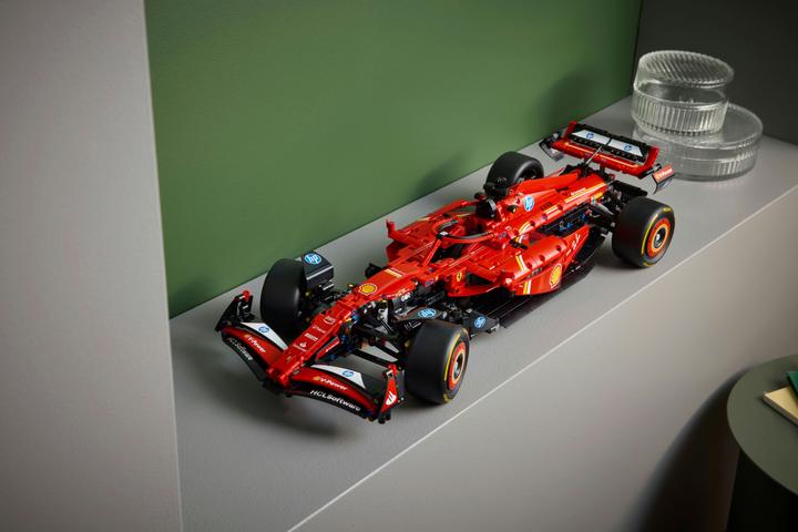 Image du produit LEGO Ferrari SF-24 F1 Rennauto (42207, LEGO Technic)
