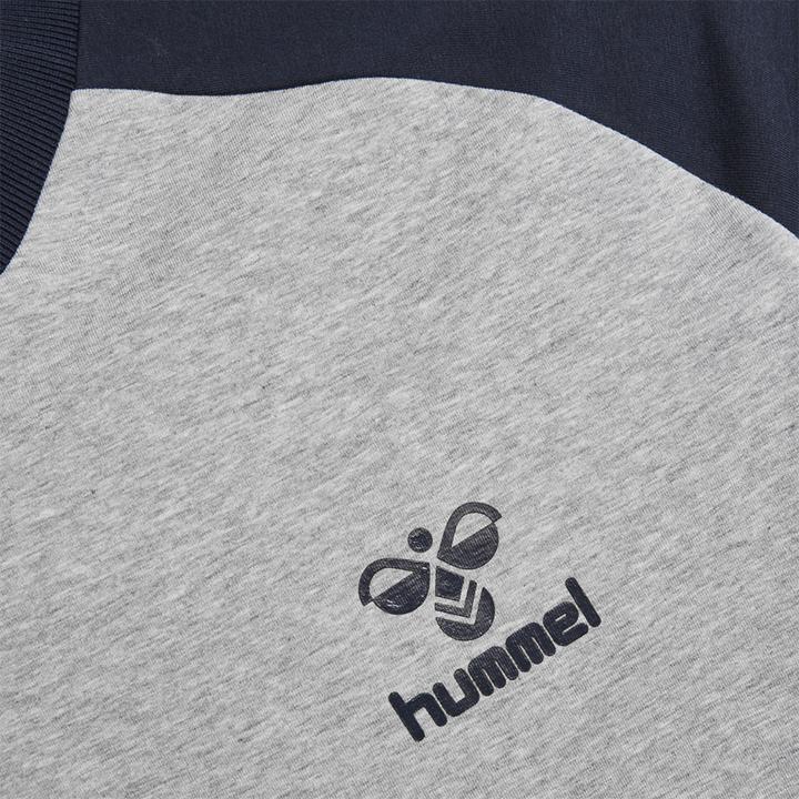 Actual product image hummel Mark T-Shirt L/S (S)