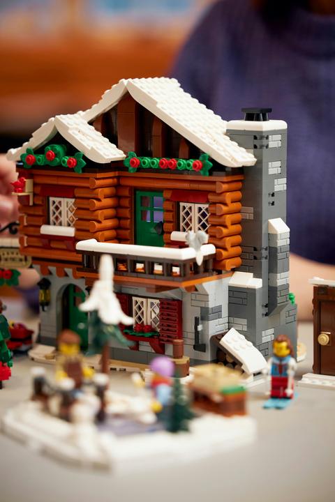 Image du produit LEGO Icônes chalet d'alpage (10325, LEGO Icons, LEGO difficiles à trouver)