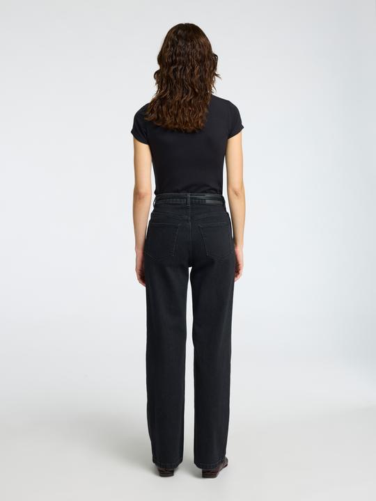 Actual product image Selected Femme Slim fit T-shirt with round neckline (L)