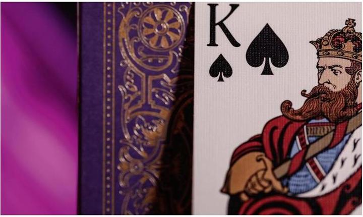 Actual product image Bicycle Marquis cards (English)