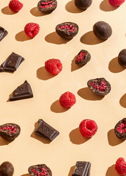 Produktbild KoRo Gefriergetrocknete Himbeeren in dunkler Schokolade (1000 g)