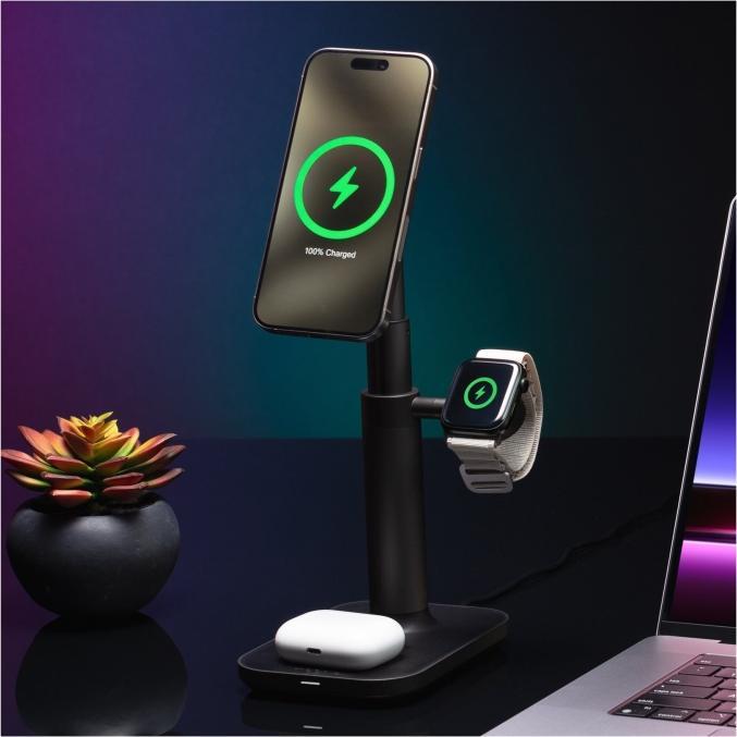 Actual product image Zagg Mophie MagSafe 3in1 Charging Stand (15 W)