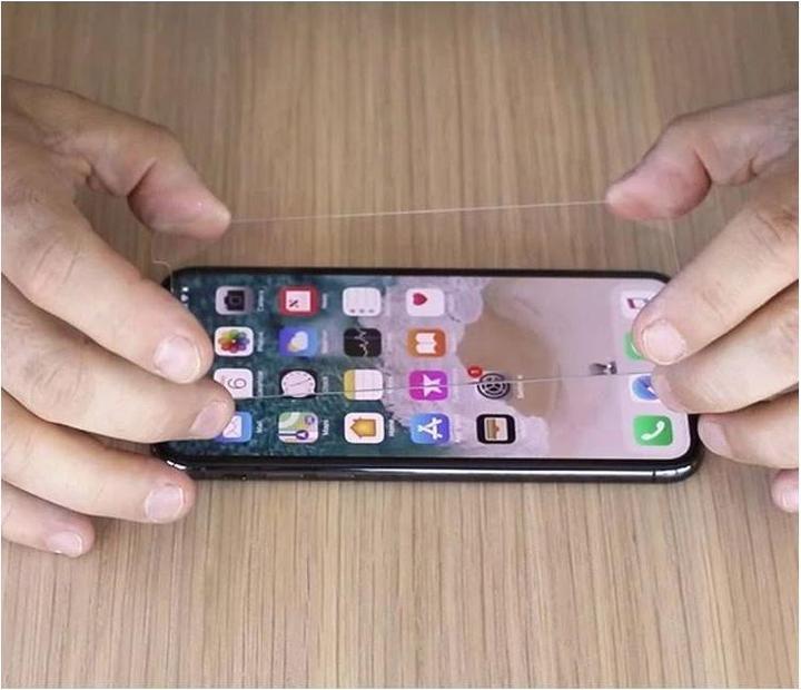 Immagine prodotto Quad Lock Screen Protector (1 Pezzo/i, Apple iPhone 13)