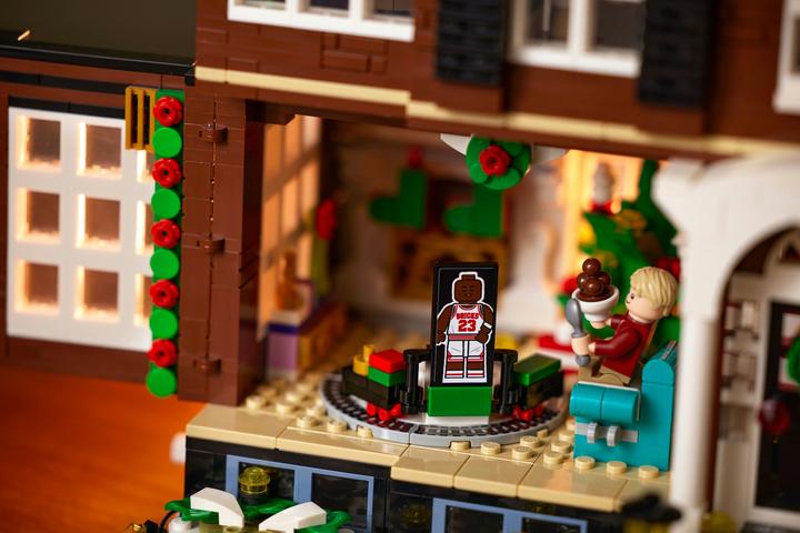 Produktbild LEGO Home Alone (21330, LEGO Ideas, LEGO Seltene Sets)