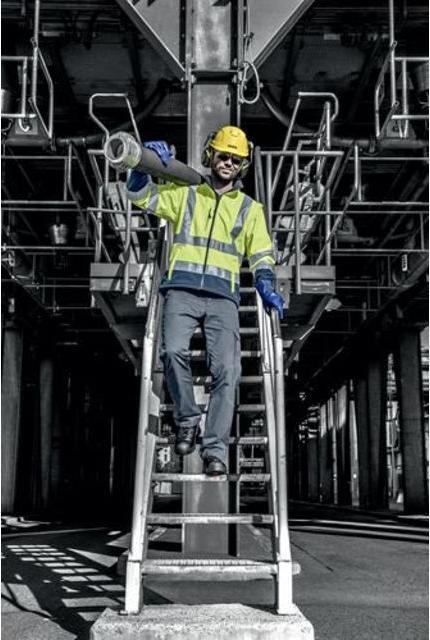 Actual product image Uvex Safety 2 SRC (S3, 52)