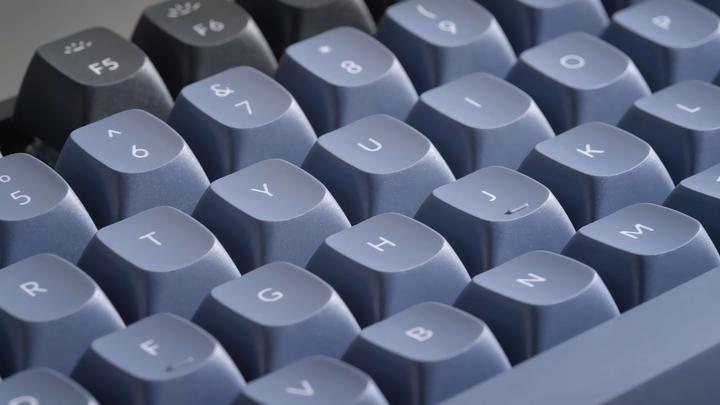 Produktbild Keychron K8 Pro (DE, Kabelgebunden, Kabellos)