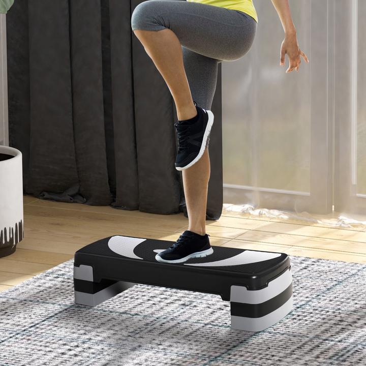 Actual product image Homcom Tapboard with 3 steps