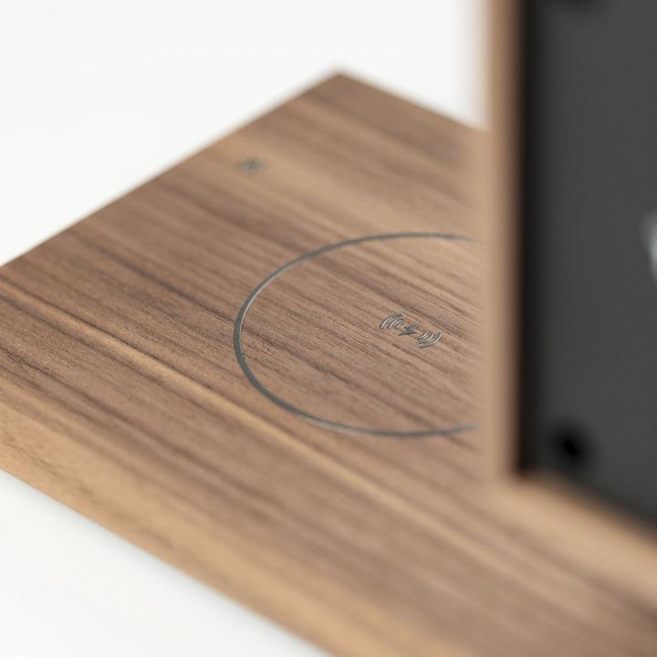 Actual product image Tivoli Audio Revive Walnut/Grey (Electrical connection)