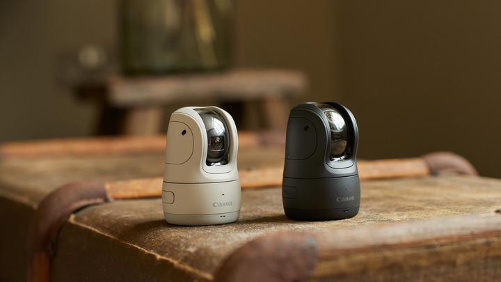 Actual product image Canon Powershot PX Essential Kit (1920 x 1080 Pixels)