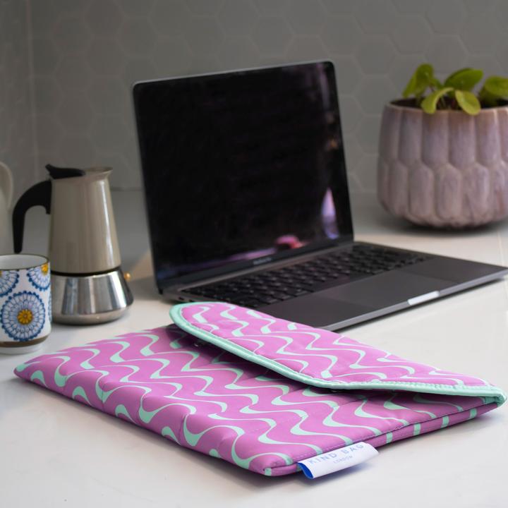 Produktbild Kind Bag Laptop Sleeve 13" Waves