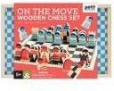Produktbild Abrams & Chronicle On the Move Wooden Chess Set (Petit Collage, Englisch)