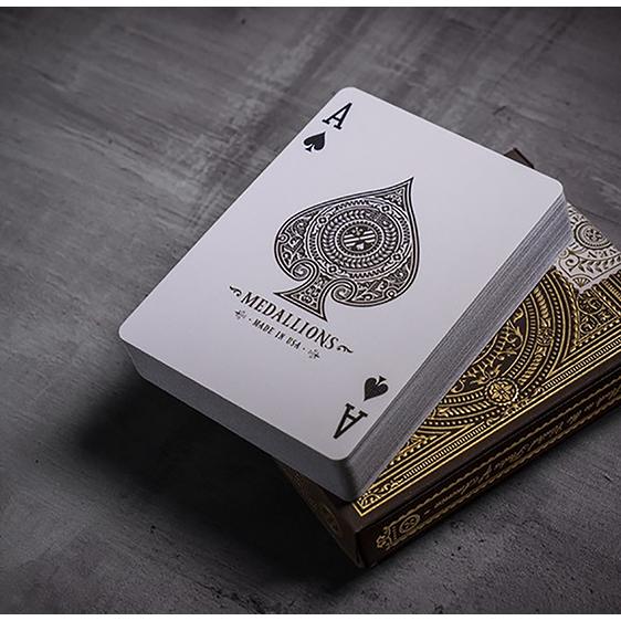Produktbild Theory11 Medallion Playing Cards (Englisch)