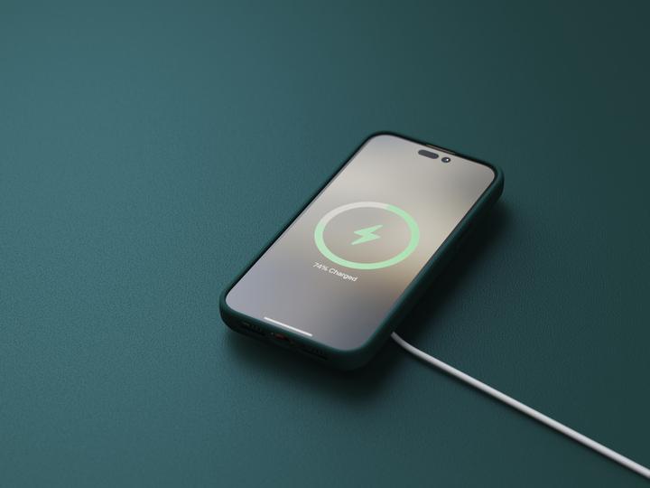 Actual product image Njord Hard Cover Salm.Leather Magsafe Case green (Apple iPhone 14 Pro Max)