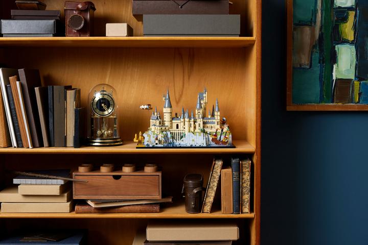 Immagine prodotto LEGO Castello e parco di Hogwarts (76419, LEGO Harry Potter)