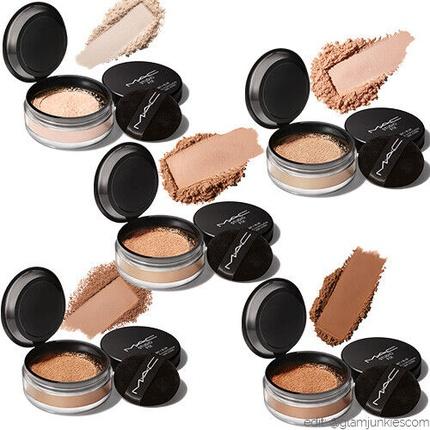 Produktbild MAC Cosmetics Studio F / Blurring Weightl Powder Dark (Medium Dark)