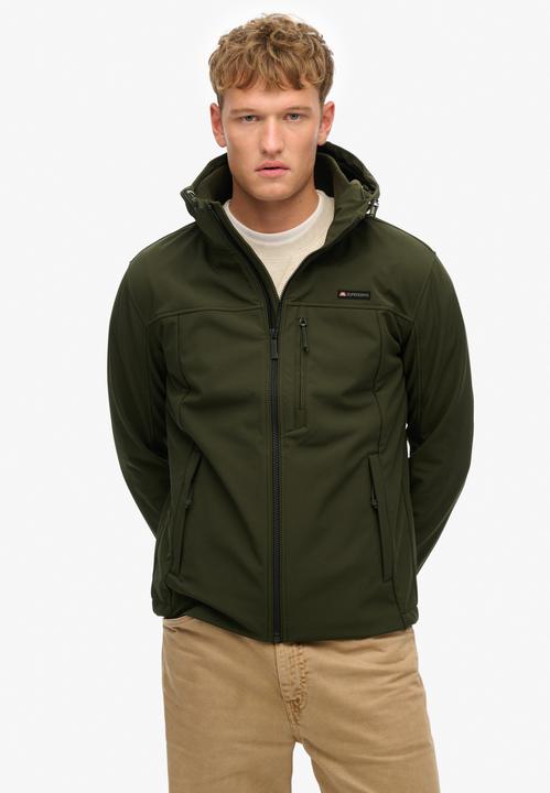 Image du produit Superdry HOODED SOFT SHELL TREKKER JKT Heren Jas (L)