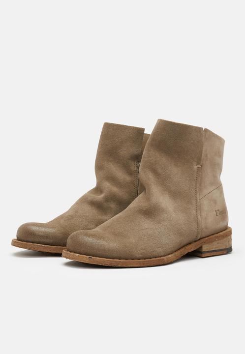 Produktbild Felmini Diese Steifelette von ist aus Veloursleder gefertigt. Sie bietetn eine perfekte Mischung aus (42)