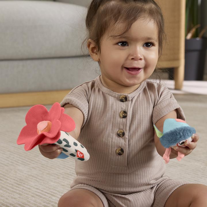 Actual product image Fisher-Price Shake 'n Rattle Busy Bee