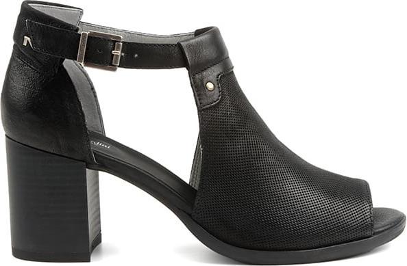 Actual product image Nero Giardini Lucky (41)