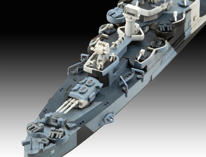 Actual product image Revell Gift Set Pacific Warriors