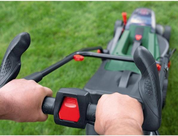 Actual product image Bosch Home & Garden UniversalRotak (Rechargeable battery operated)