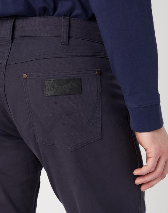 Actual product image Wrangler Greensboro (New Arizona) Straight Fit Dark Navy (W31/L32)