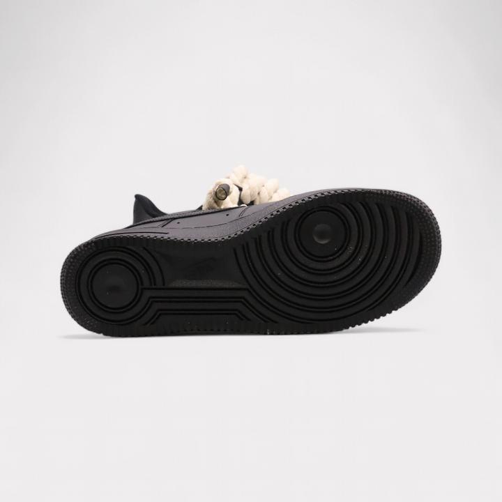 Produktbild Nike Air Force 1 Black (47.5)