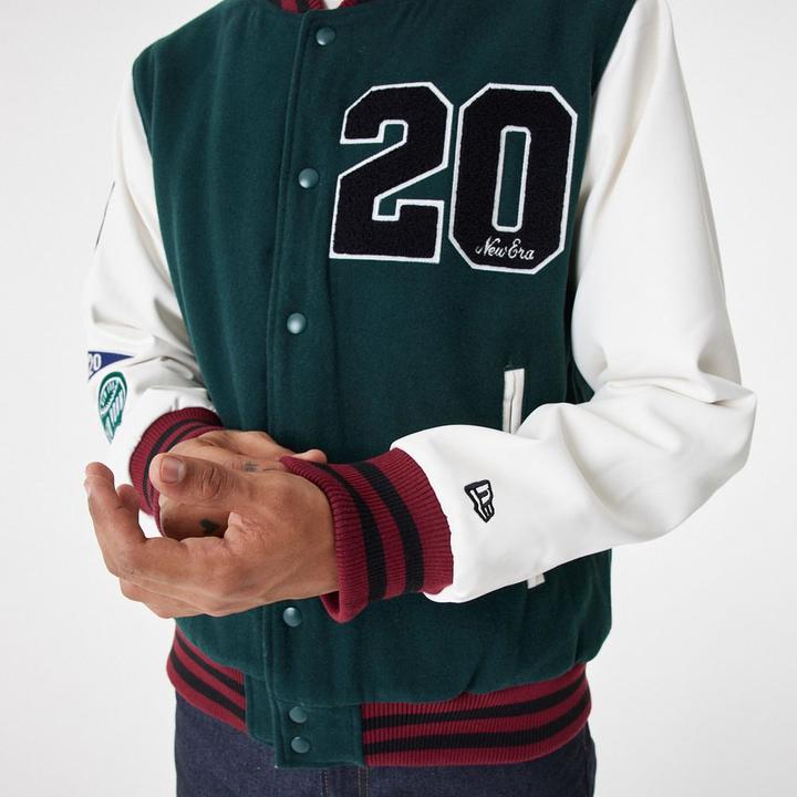 Produktbild New Era Varsity College Jacke - BRAND PATCHES - M (M)