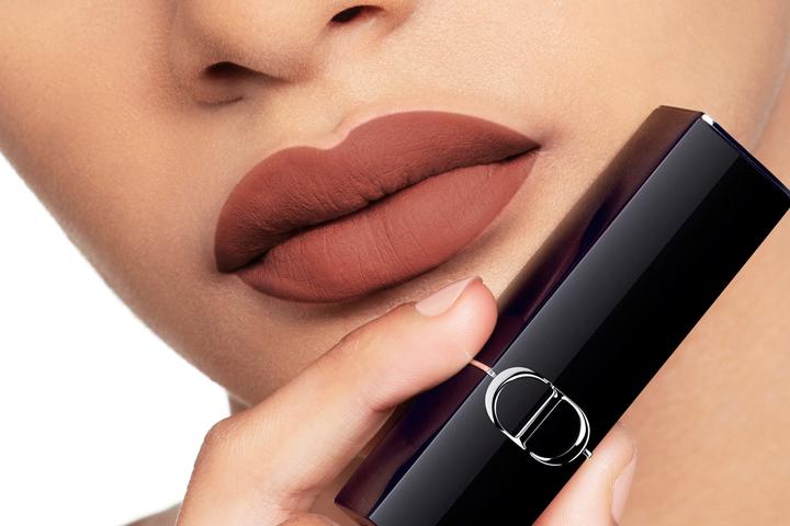 Actual product image Dior Rouge Velvet (Nude style, No. 300)