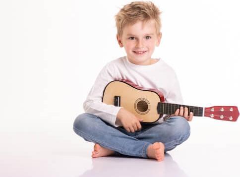 Immagine prodotto Boogie Bee Chitarra (Olandese, Inglese, Tedesco, Francese, Italiano)
