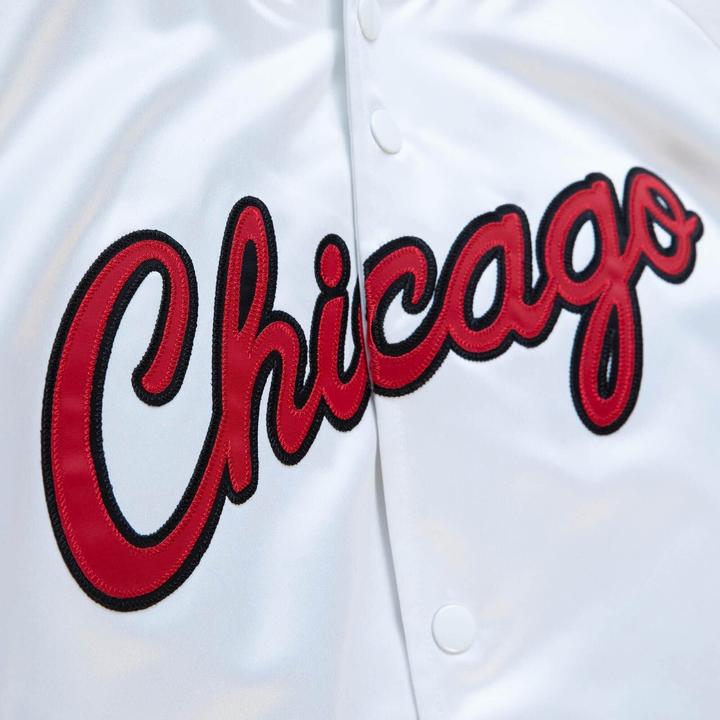 Produktbild Mitchell & Ness M&N Lightweight Satin Jacke - Chicago Bulls weiss - S (S)