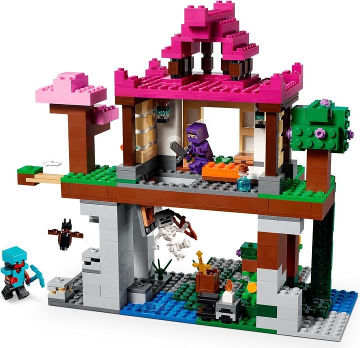 Produktbild LEGO Das Trainingsgelände (21183, LEGO Minecraft)