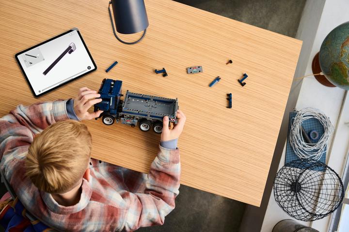 Image du produit LEGO Kipplaster (42203, LEGO Technic)