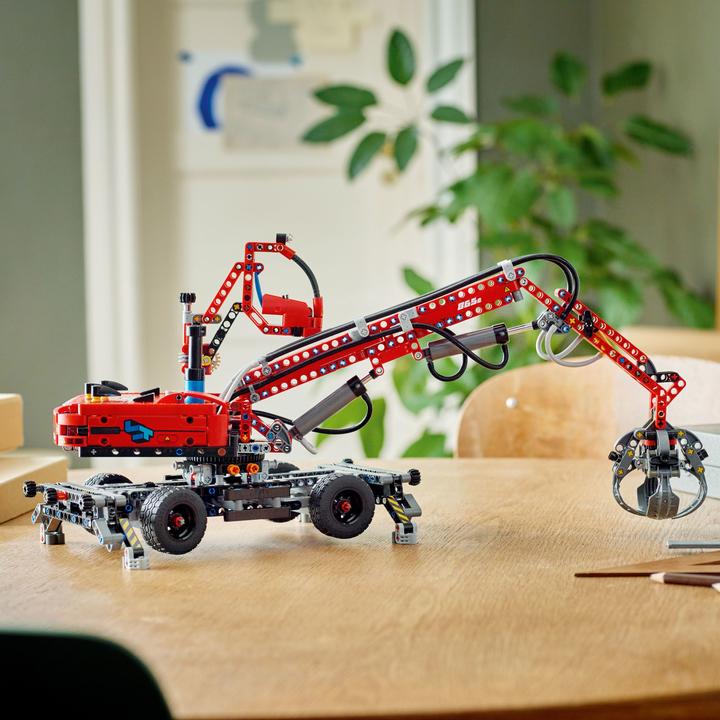 Image du produit LEGO La grue de manutention (42144, LEGO Technic)