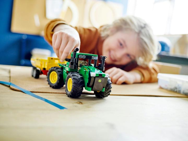 Image du produit LEGO Tracteur John Deere 9620R 4WD (42136, LEGO Technic)