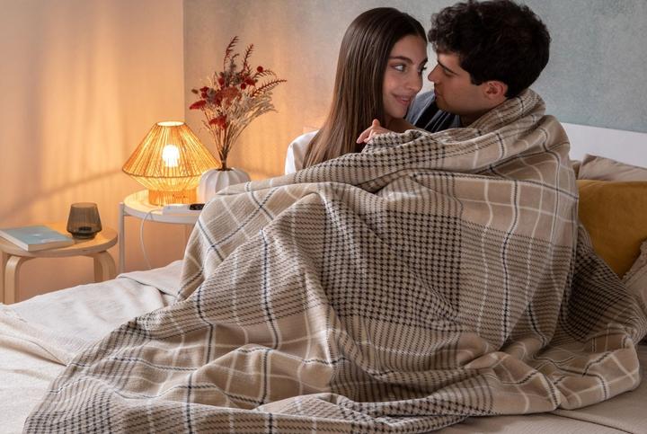 Produktbild Imetec Adapto Élégance Beheiztes Plaid 180x140 cm (180 x 140 cm)
