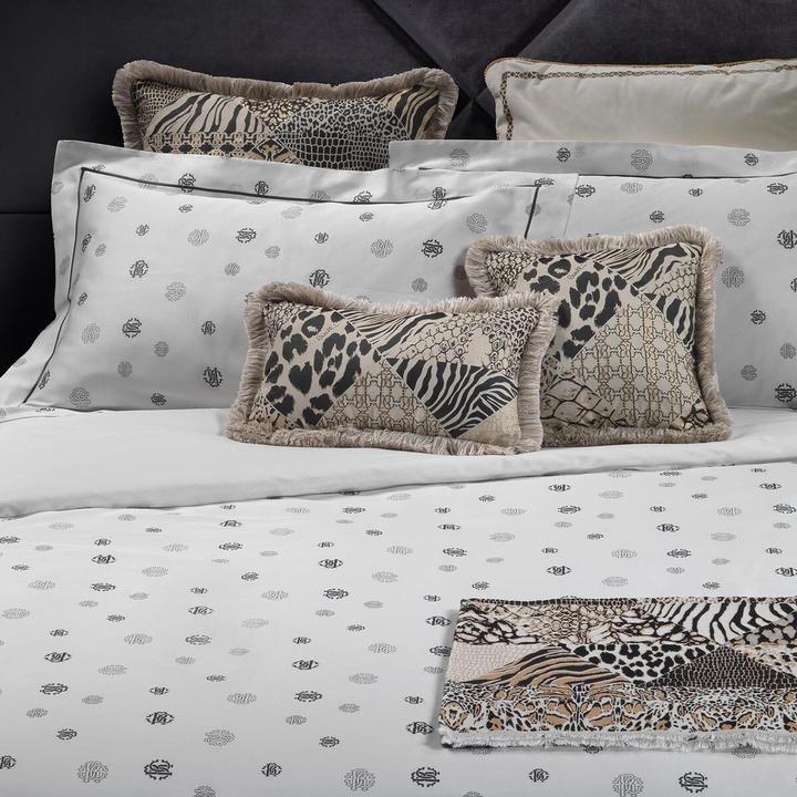 Actual product image Roberto Cavalli Mako satin bed linen Jewel Monogram black (Bedding set, 135x200 cm + 80x80 cm)