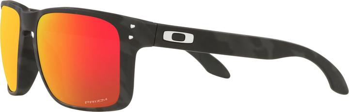 prizm ruby, matte black camoflauge