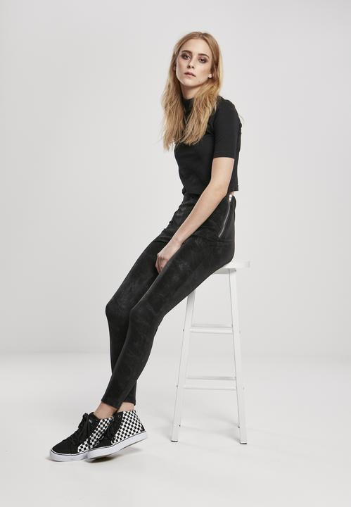 Produktbild Urban Classics Ladies Washed Synthetic Leather Pants (XS)