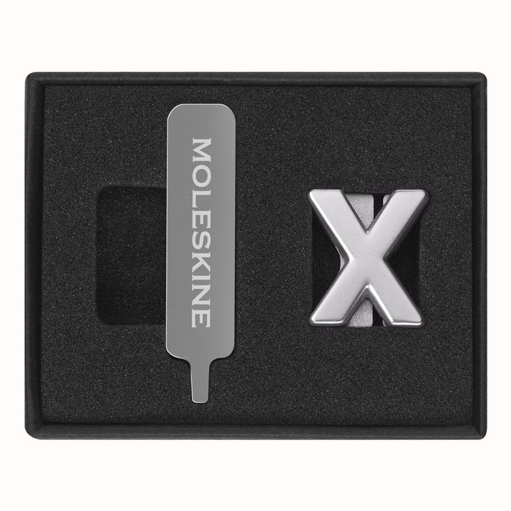 Image du produit Moleskine Pin's lettre X argent (Non contraignant)