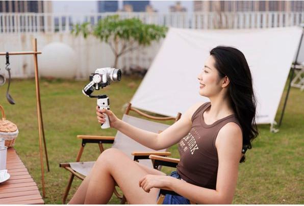 Actual product image Zhiyun Crane M3S (Single-lens reflex camera, System camera, 2.50 kg)